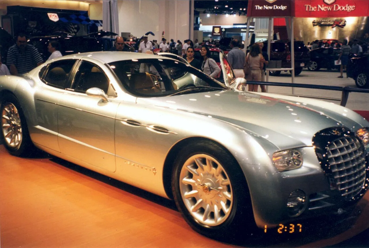 Attachments/design-y2k-chrysler-chronos.jpg